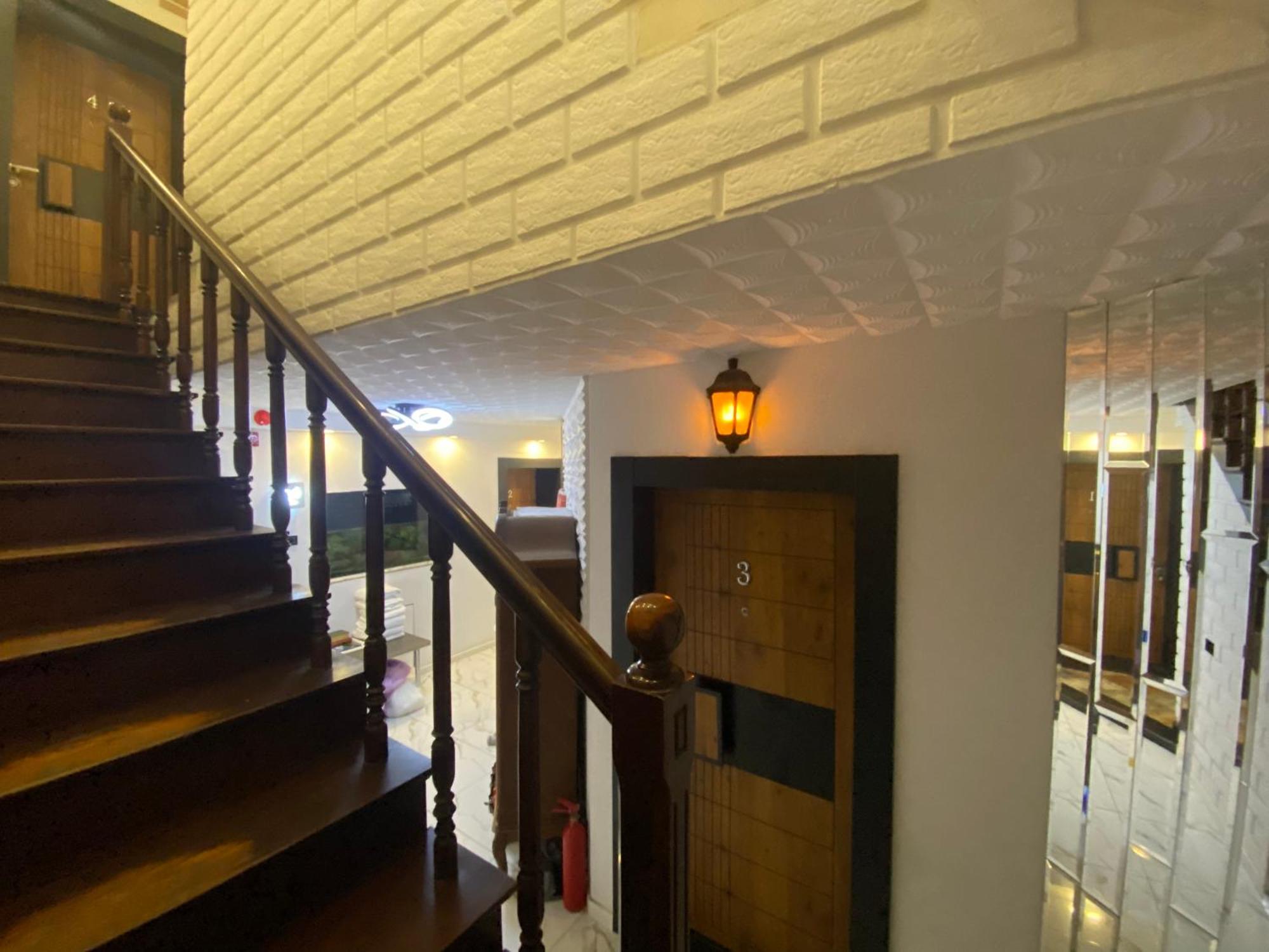 דירות Casa Neptun In Old באטומי מראה חיצוני תמונה