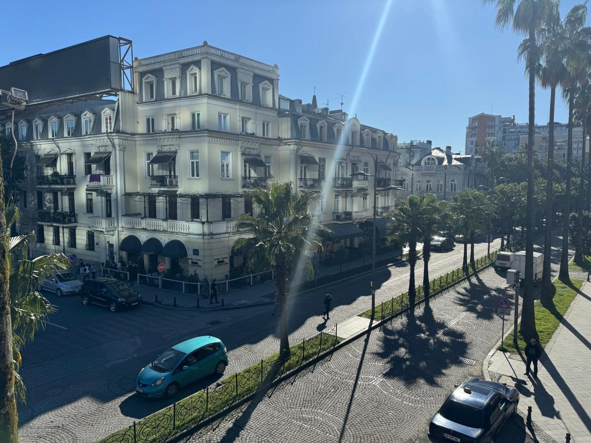 דירות Casa Neptun In Old באטומי מראה חיצוני תמונה