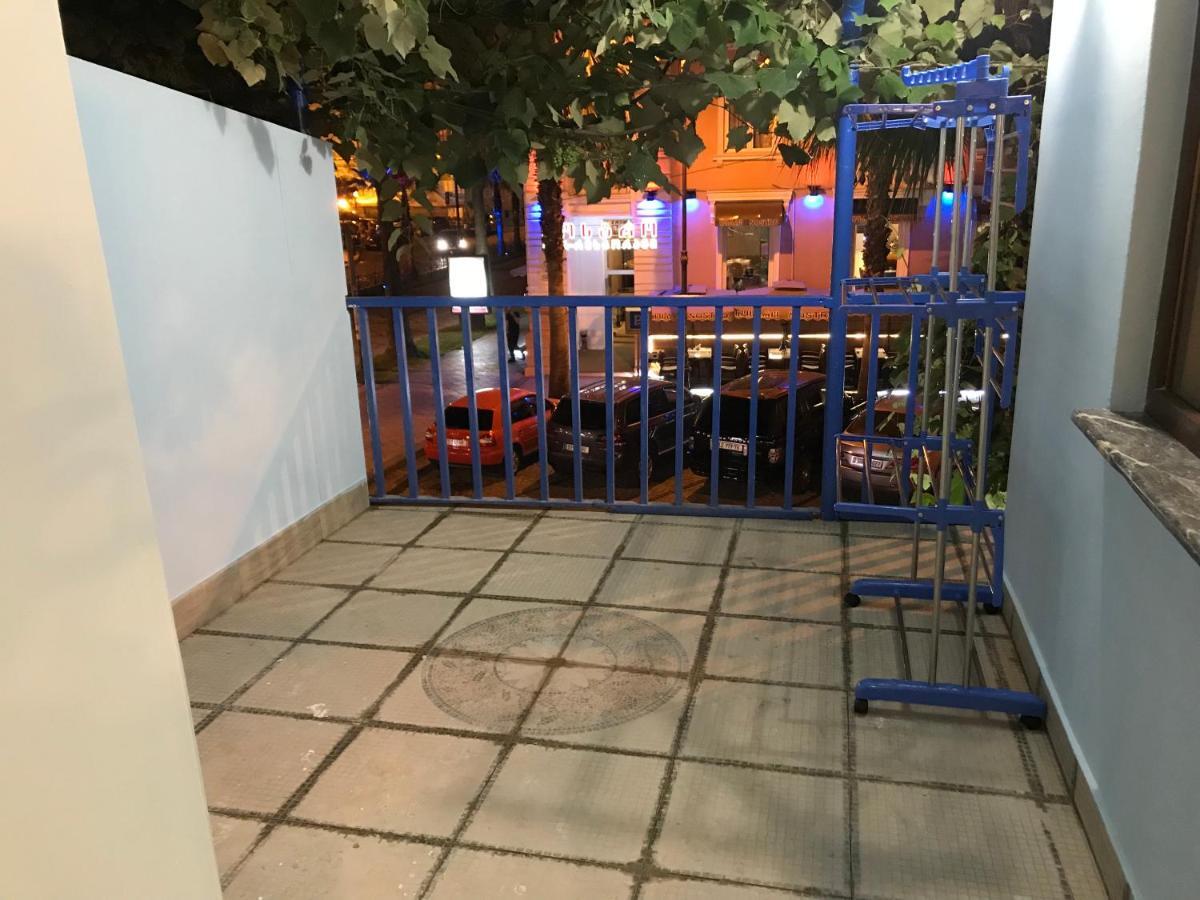 דירות Casa Neptun In Old באטומי מראה חיצוני תמונה